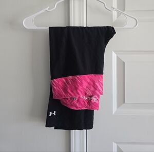 Under Armour Capri Black and Pink Leggings